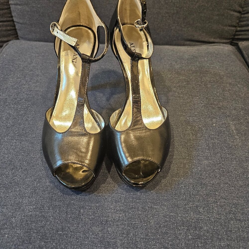 Women's Shoes